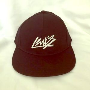 New Levi’s Flat Brim Snapback Black Baseball Hat